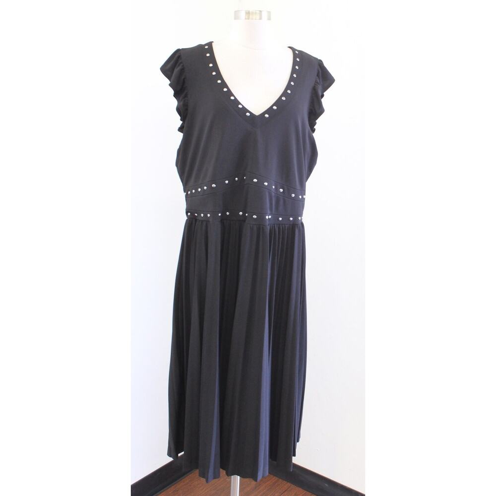 Eloquii Black Silver Studded Embellished Ruffle V Neck Pleated Dress Size 20